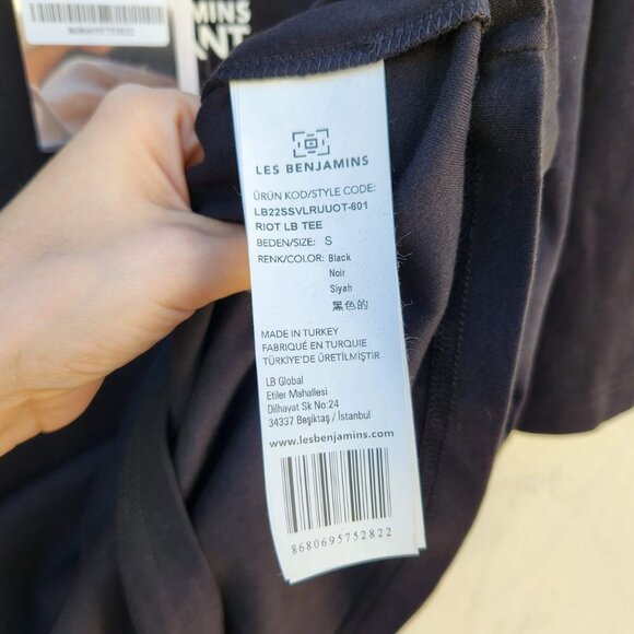 LES BENJAMINS Riot LB Tee - Picture 5 of 7